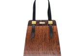 Handcrafted Wooden Handbags: The Sustainable Style Trend Women Love!