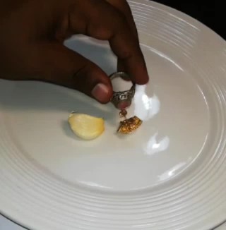 Mercure liquide rouge 20/20